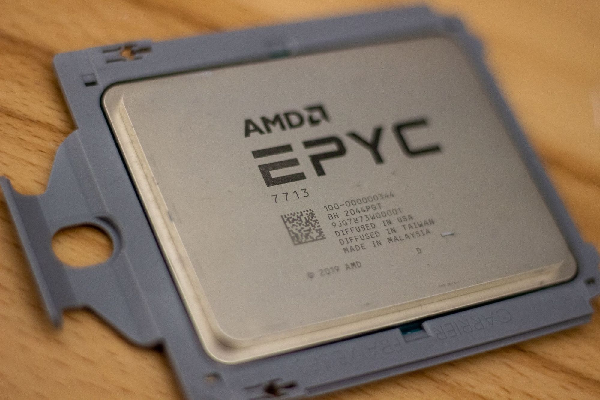 Процессор 128. AMD EPYC 7713p.